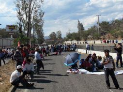 Los maestros de la CETEG amenazaban con bloquear de nuevo los accesos a la zona turística de Acapulco. ARCHIVO /