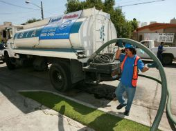 El SIAPA cuenta con 25 pipas para abastecer de agua a quienes no cuentan con aljibes o tinacos. ARCHIVO /