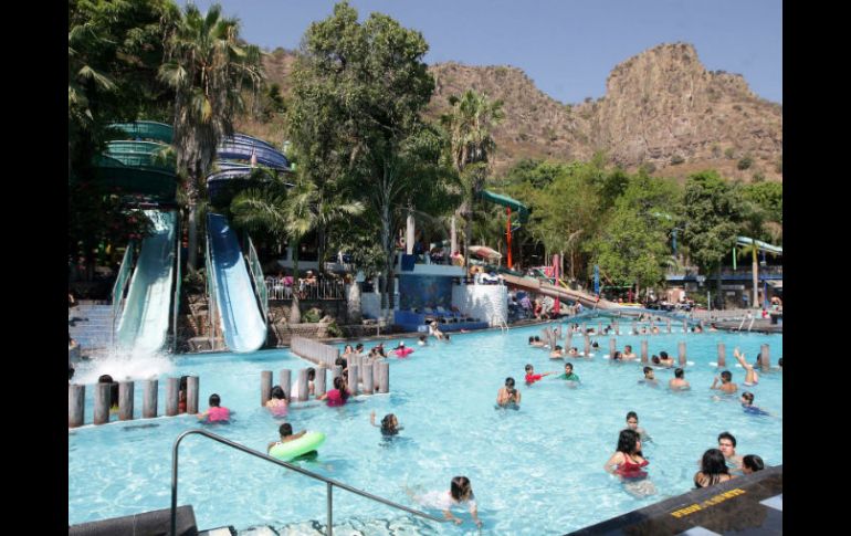 El parque acuático Los Camachos presenta un ingreso de al menos mil visitantes en sus instalaciones. ARCHIVO /