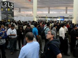 El aeropuerto registra 395 salidas y 410 llegadas en el interior de la República. ARCHIVO /