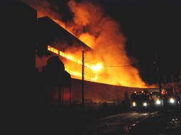 Miguel Ángel Mancera confía en que se consiga una solución luego de los peritajes sobre el incendio en el mercado. ARCHIVO /