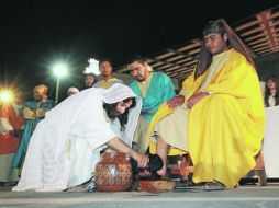 Escena cúspide de la representación. Aproximadamente dos mil 500 personas asistieron a San Pedro Tlaquepaque. EL INFORMADOR /