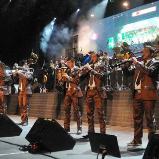 Exponentes gruperos presentan gira en conjunto a través de twitcam