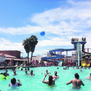 El asueto de la raza