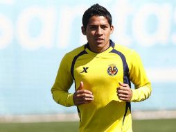 El mexicano se consolida como titular en España. ESPECIAL /