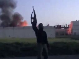 Las fuerzas del régimen sirio y los rebeldes continuaron librando duros combates en los alrededores de una brigada aérea. AP /