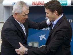 Javier Aguirre (i) ha logrado que los 'Periquitos' comiencen a perder el miedo ante los 'grandes'. EFE /