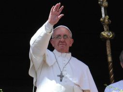El Papa considera como deplorables los interminables conflictos en el Medio Oriente y la península coreana. EFE /