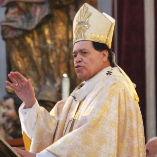Rivera Carrera llama a creer en la resurrección de Cristo