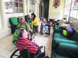 ADULTOS MAYORES. Este programa tendrá más de la mitad del presupuesto que la SDIS destinará a programas sociales. EL INFORMADOR /