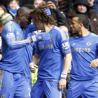 Chelsea vence al ManU con Chicharito y avanza a semifinales