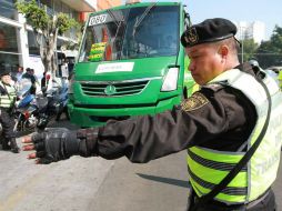 Buscan dar con  los responsables de la clonación de más 80 de permisos de trasporte. ARCHIVO /