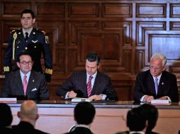 La adecuación de nuestro marco jurídico sigue su marcha, asegura el Presidente Peña Nieto. NTX /