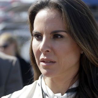 Kate Del Castillo se convierte en piloto de autos