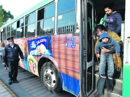 Servicio en duda. Una de las unidades de la Alianza de Camioneros, empresa que había ofrecido esperar a los avisos oficiales del TAE. EL INFORMADOR /