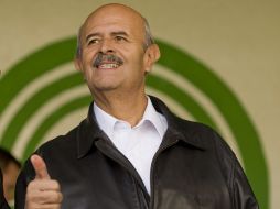 Fausto Vallejo dio a conocer que se seguirá atendiendo médicamente pero mencionó que para ello sólo tomará ''dos o tres días''. ARCHIVO /