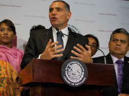 Cué aclara que su propuesta no pretende soslayar la evaluación educativa, sino que se adecue a las necesidades de Chiapas y Oaxaca. ESPECIAL /