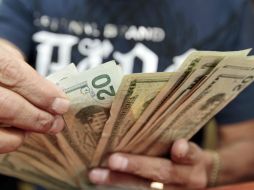 La moneda de EU registra precios variados en el cierre de la víspera. ARCHIVO /