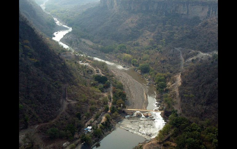 Los proyectos para garantizar el abasto de agua para el Ára Metropolitana de Guadalajara demandarán grandes inversiones para el Estado. ARCHIVO /