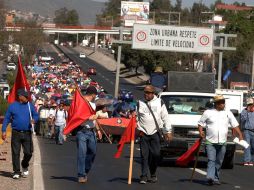 La CETEG advierte que sí existe la posibilidad de retomar la Autopista del Sol. ARCHIVO /
