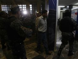 Dos elementos de la Comisaría allanaron un predio y golpearon a una familia, por una supuesta arma que estaba en la casa. ARCHIVO /