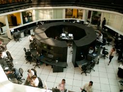 El Artículo 32, de la Ley del ISR, prohíbe a empresas restar las pérdidas derivadas de la enajenación de acciones. ARCHIVO /