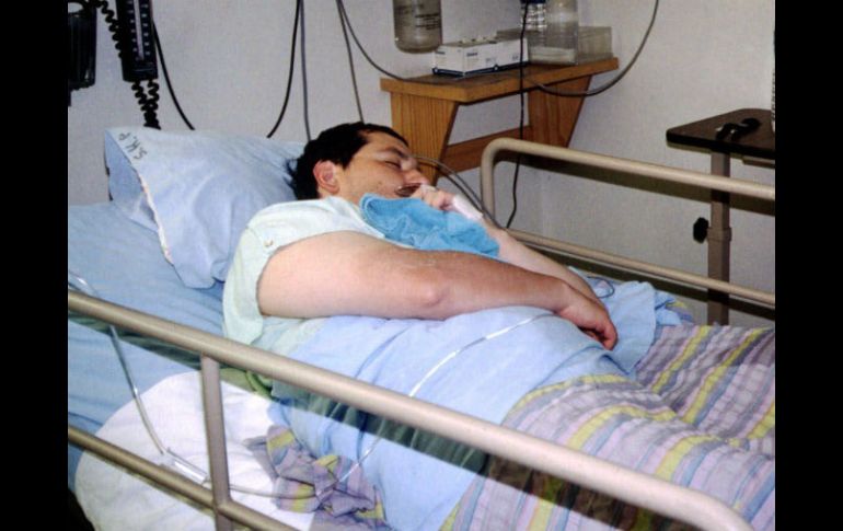 El primer síntoma que se da en los pacientes, o al menos es lo que refieren, es dolor de hombros y después temblor en una mano. ARCHIVO /