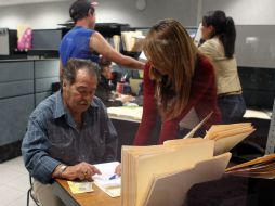 Más de 140 mediadores privados están al servicio de los acreditados en todo el país. ARCHIVO /