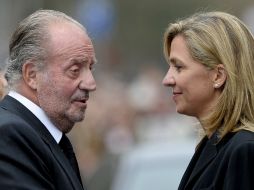 El rey Juan Carlos y su hija, la infanta Cristina. AFP /