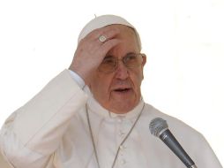 El Papa Francisco se ha situado en la lista de los libros más vendidos; como tema y como autor. EFE /