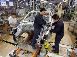 Un gran incremento en los costos laborales en China ha revertido la situación. ARCHIVO /