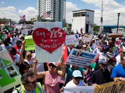 La marcha de este sábado es la primera de varias que culminarán con una marcha masiva en Washington, el próximo 10 de abril. EFE /