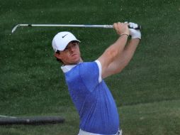 Rory McIlroy tuvo una gran actuación en Texas y continúa cerca del liderato. AFP /