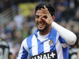 Vela pasa a la historia de la Real al haber anotado el gol tres mil para el club. EFE /