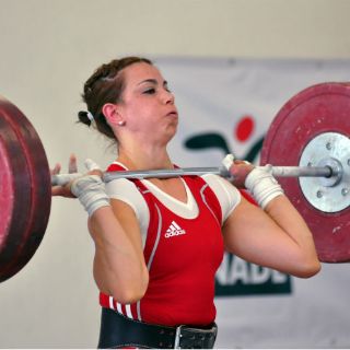 México logra décimos sitios al iniciar Mundial Sub 17 de Halterofilia