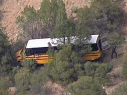 El autobús se salió de la carretera estatal 111, precisó Jake Arnold, vocero de la Oficina del Sheriff del Condado de Río Arriba. AP /