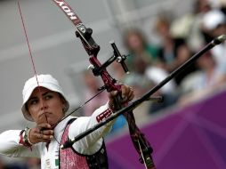 El equipo femenil, integrado por Aída Román, Alejandra Valencia y Mariana Avitia, gana medalla de oro. ARCHIVO /