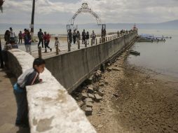 Así luce el reducido espejo de agua. El lago está a 40.9% de su capacidad total. EL INFORMADOR /
