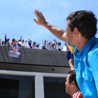 Capriles promete respetar resultado de elecciones