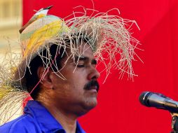 Maduro y su sombrero del ''pajarito''. AFP /