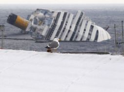 El naufragio del Costa Concordia ocurrió el 13 de enero de 2012 frente a la isla italiana del Giglio. ARCHIVO /