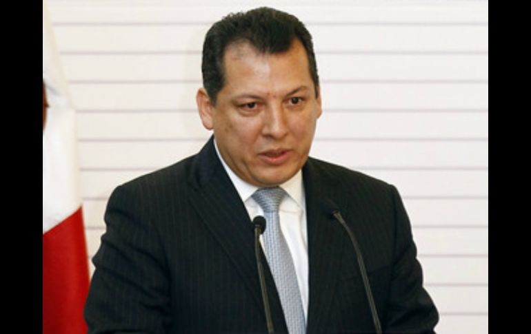 Raúl Plascencia participa en la firma del convenio para la promoción, respeto, capacitación y formación de DH de las Fuerzas Armadas. ARCHIVO /