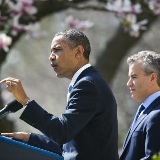 Obama pide 205 MDD de apoyo para México