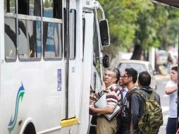 Para 78% de los participantes en el ejercicio el servicio es incómodo, mientras 47% considera que la tarifa que paga es cara. ARCHIVO /