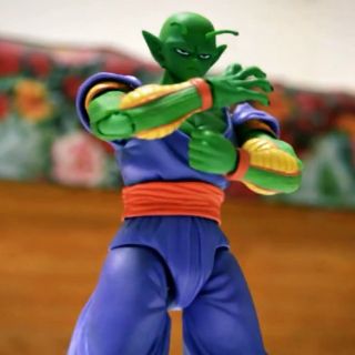 Figuras de acción recrean batallas de Dragon Ball