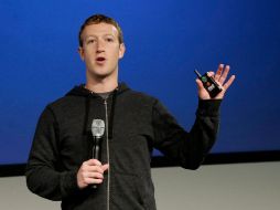 Zuckerberg señala que más del 40%  de los graduados en matemáticas y ciencias no son ciudadanos estadounidenses. AP /