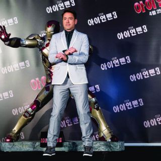Al ritmo del ''Gangnam style'', Robert Downey Jr. visita Corea