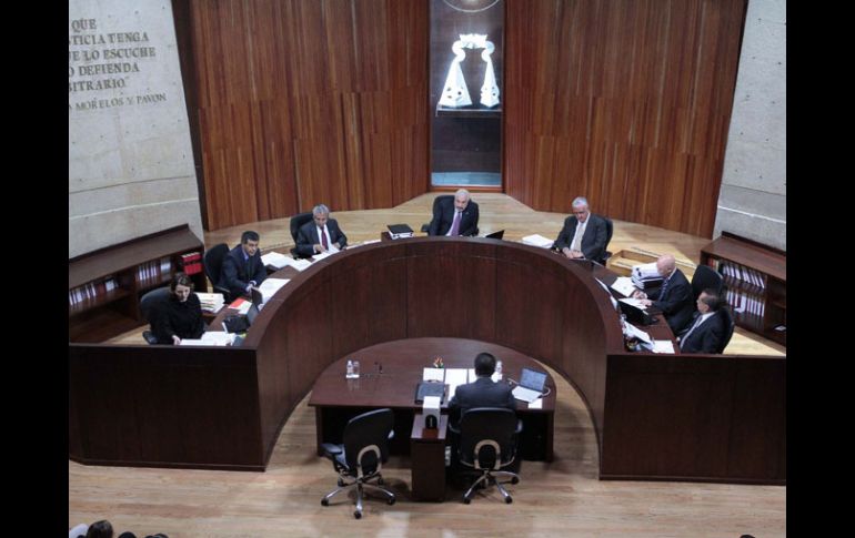 En el caso Monex, serán primero las autoridades en materia electoral quienes dictaminen una solución antes de proceda al TEPJF. ARCHIVO /