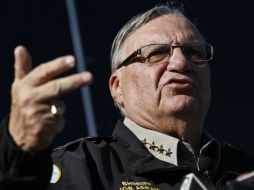 Arpaio es conocido por su dura posición en contra de los migrantes. AP /