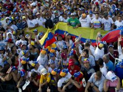 Casi 19 millones de venezolanos están llamados a las elecciones de este domingo para elegir al sucesor de Chávez. ARCHIVO /